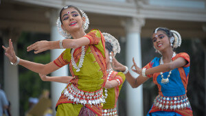 bollywood dance classes