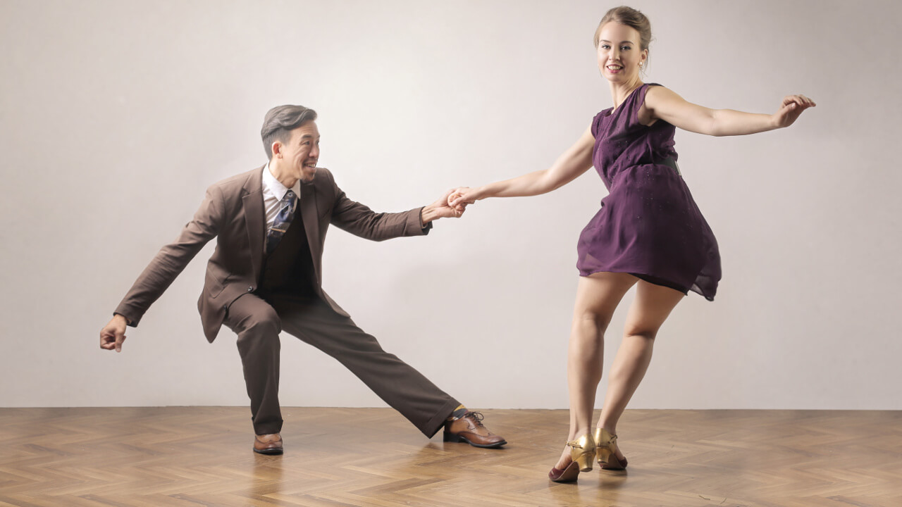 Beginner Swing Dance Classes